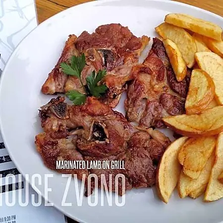 Zvono Szálloda 3*